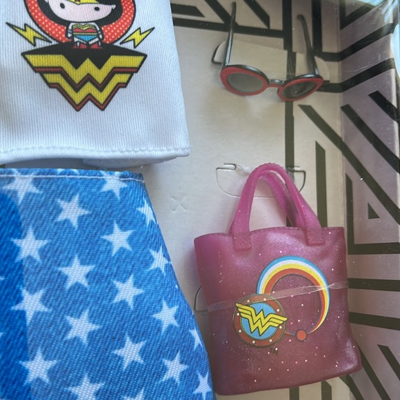 Barbie Wonder Woman Kids Accessory Set - Blue and Pink - Picture 2 of 5